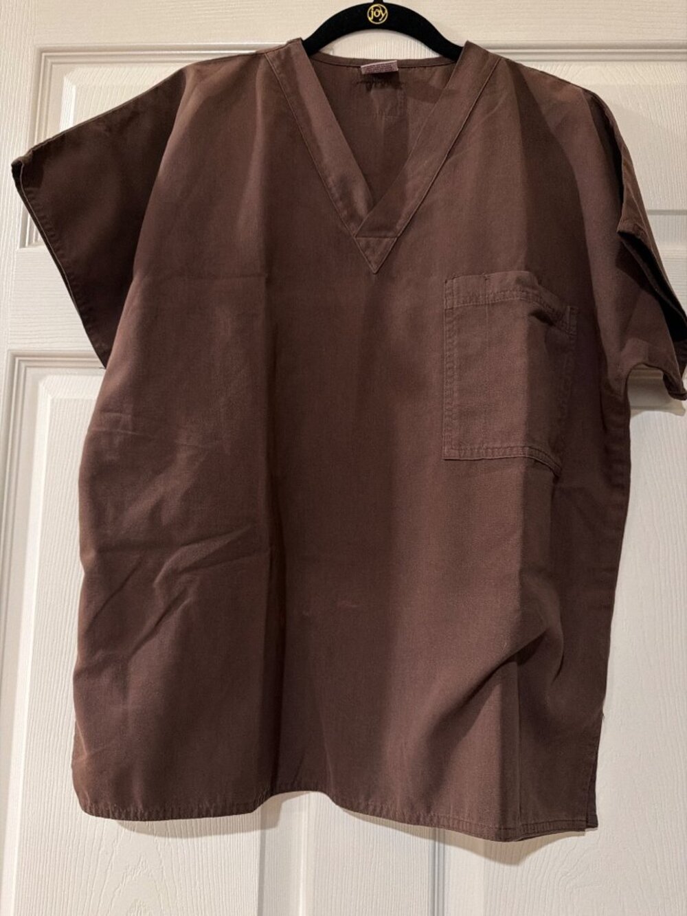 Brown V-Neck Scrub Top With Pocket By S.C.R.U.B.S. Size Medium Cotton/Polyester